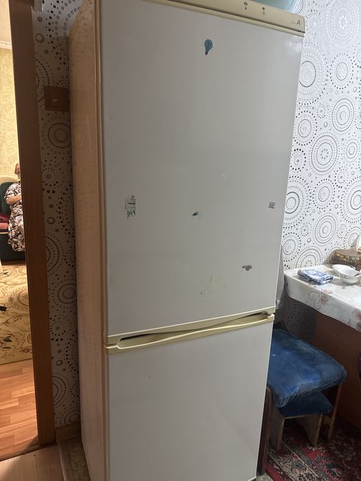 Отдам почти даром за 1 кг бананов
