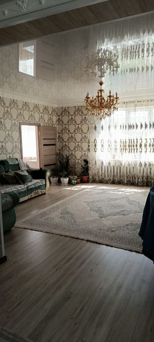 Дом в районе (Запада)