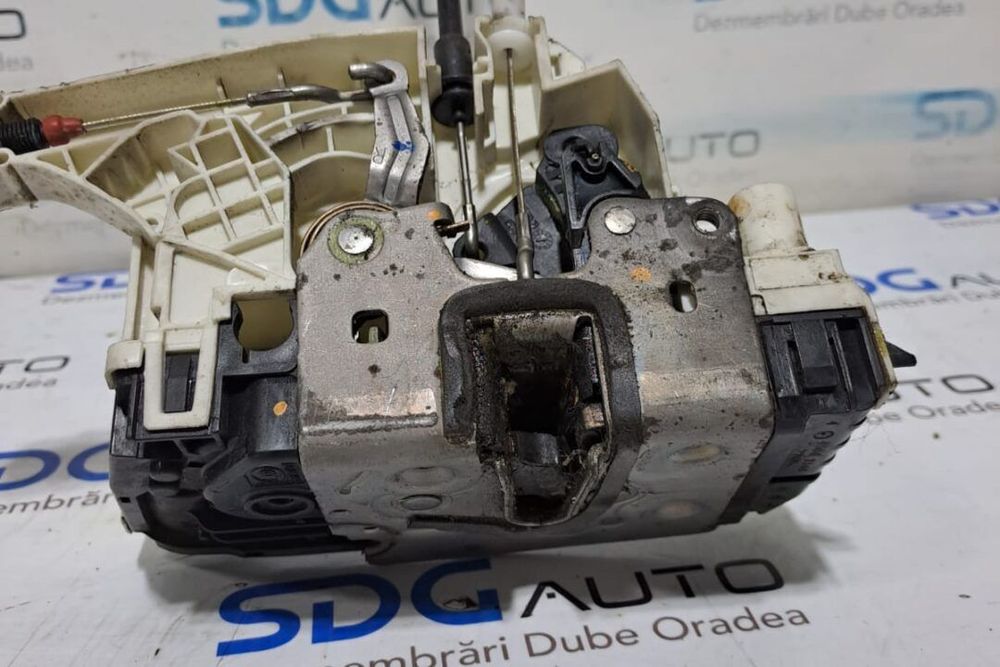 Broasca usa dreapta spate A9067400935 Mercedes Sprinter 906