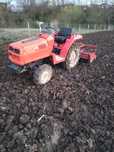 Vând tractor mitsubisi și pascuali