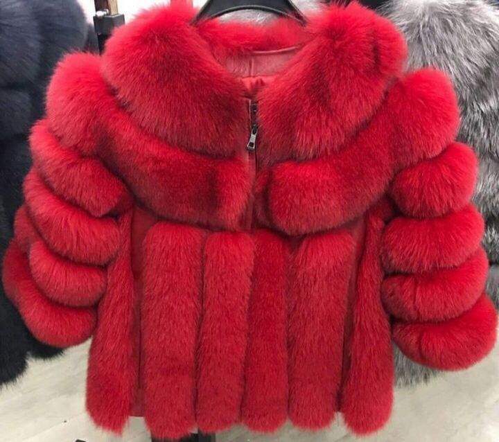 Haine si veste din blana naturala de chinchila si vulpe
