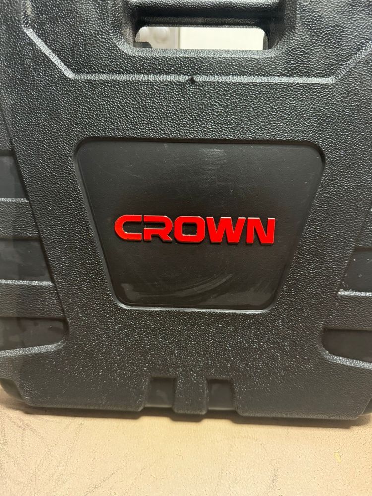 CROWN шуруповерт