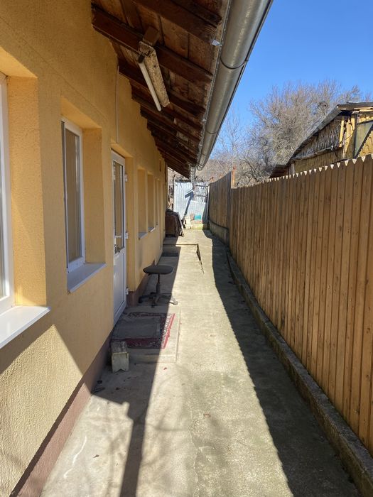 Se vinde casa sat Pleasa