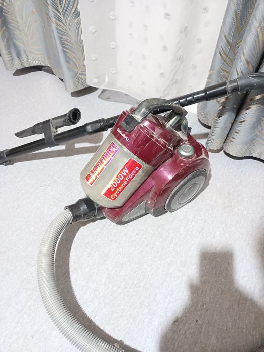 Продам пылесос для дома