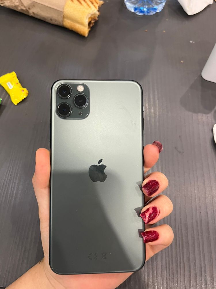 iphone11  Про Мах
