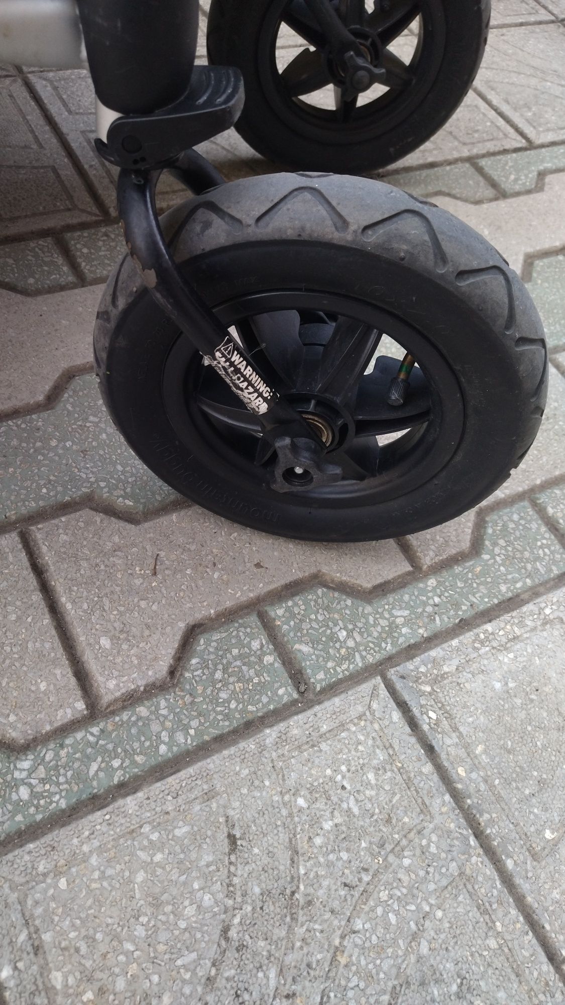 Количка за близнаци MOUNTAIN BUGGY абсолютно запазена