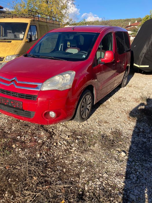 Citroen Berlingo 1.6HDI. На части. 2012г.