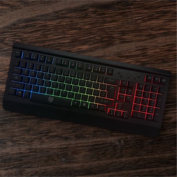 Tastatura Gaming RGB 3 moduri iluminare