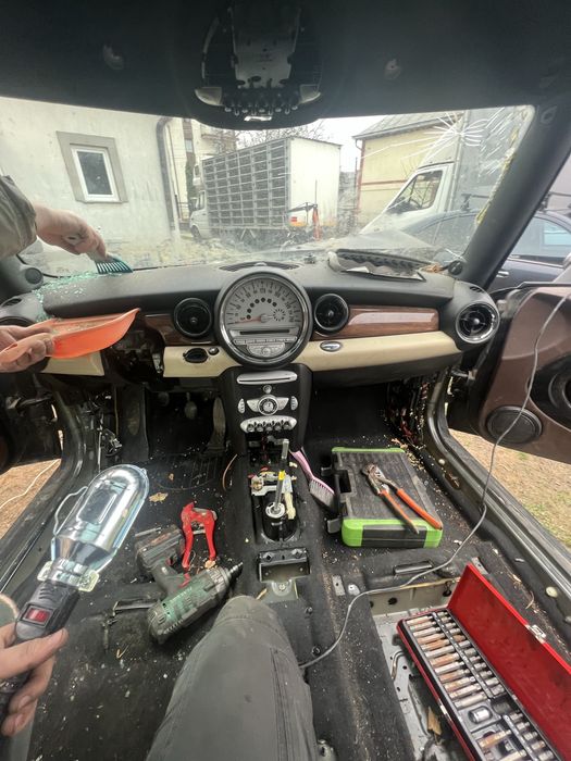 Usa interior plafon maner suporti motor 1.6 Diesel Mini Cooper 2008