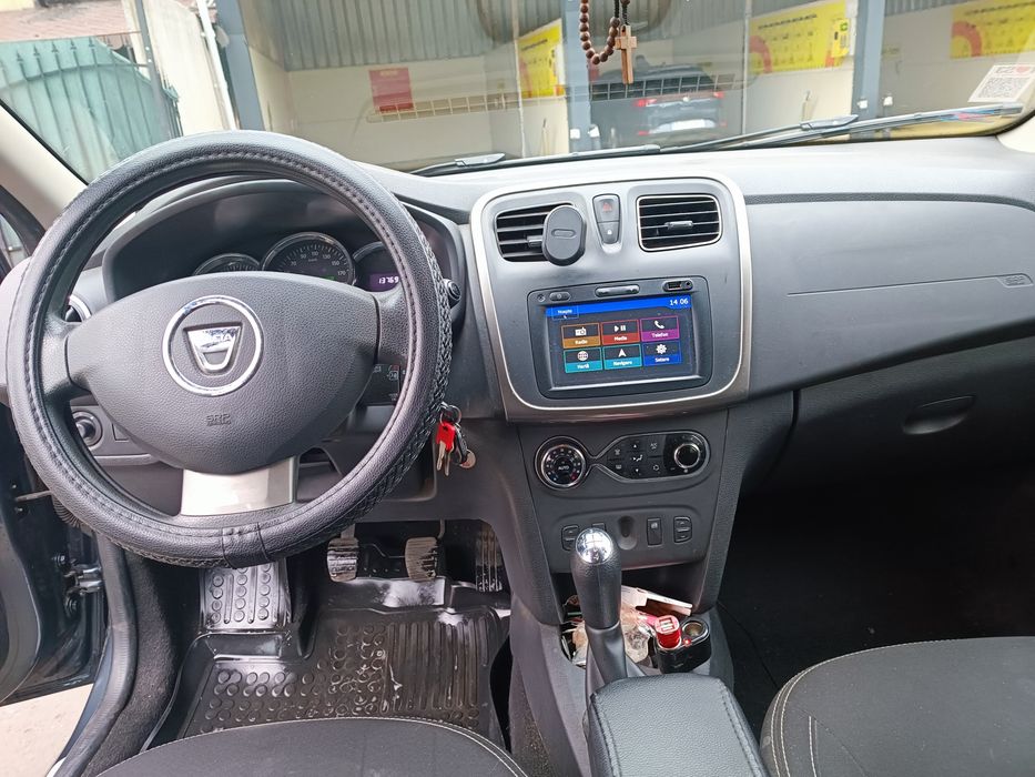 Logan MCV Full Option