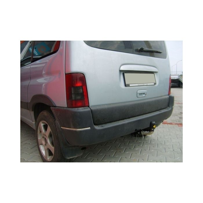 Carlig remorcare Peugeot Partner - Omologat RAR si EU - 5 ani Garantie