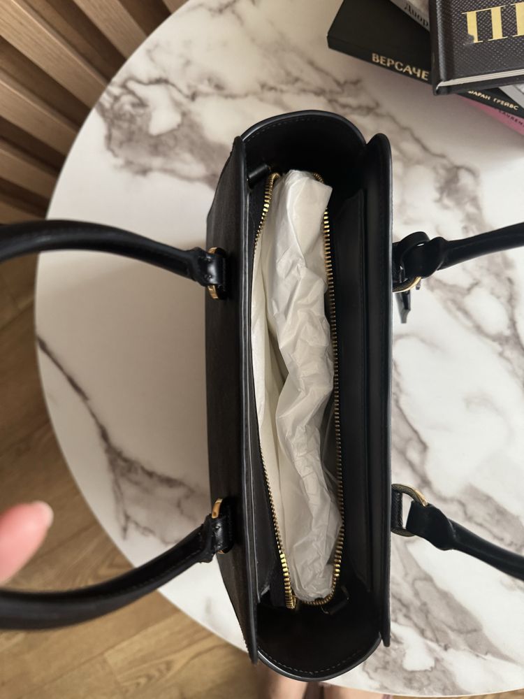 Чанта Prada Galria