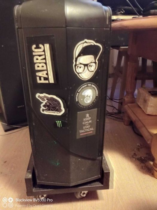 Настолен компютър за филми, музика и документи