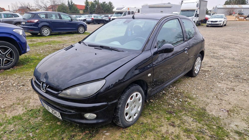 Peugeot 206, 1.4 benzina, an 2001, 195.000 km