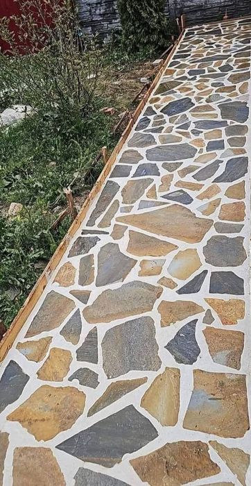 Vând piatra și montez