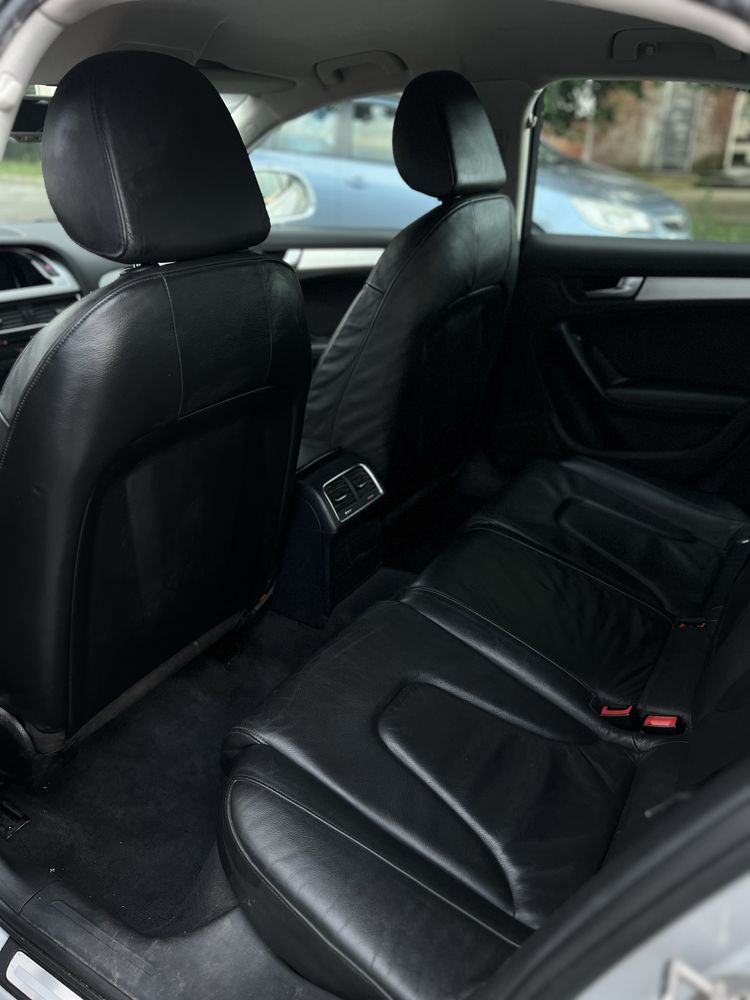 Audi A4 B8.