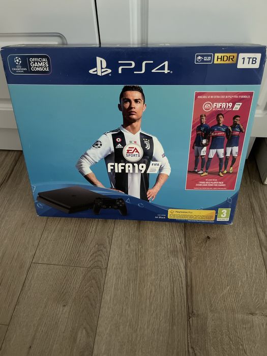 Ps4 slim +jocuri fifa etc…orig