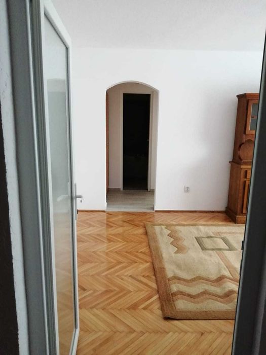 Apartament de închiriat Micro 16