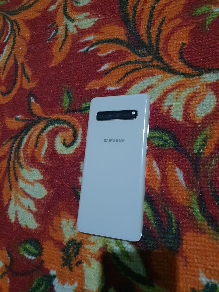 Samsung s10 5g 8/256 gb