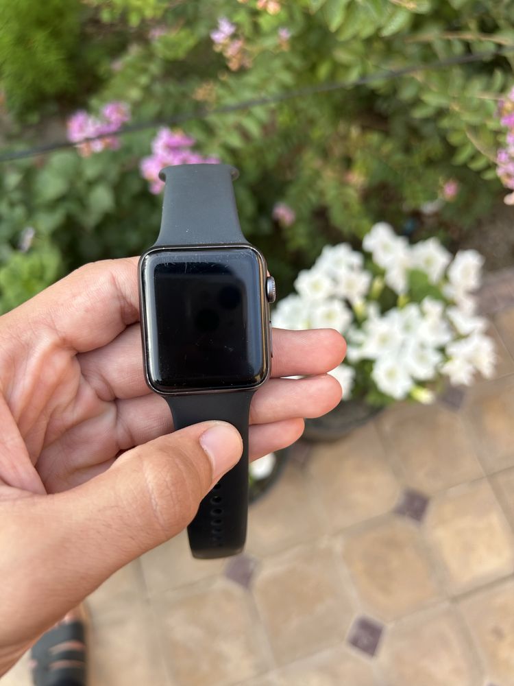 Продается Apple watch