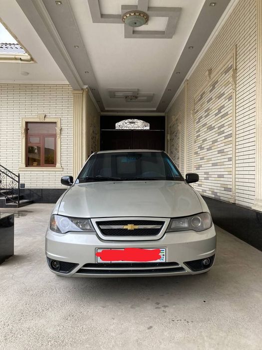 Нексия 2 срочна сотилади