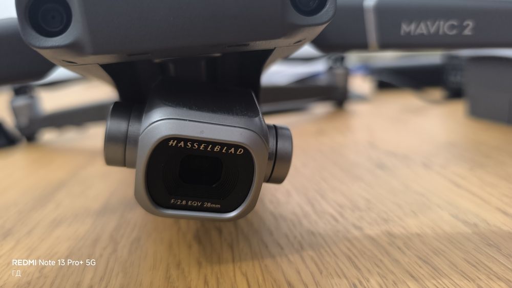 DJI Mavic 2 pro с 6 батерии и аксесоари