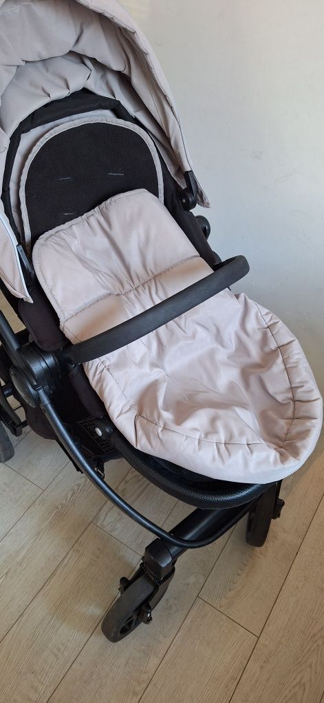 Бебешка количка Graco evo trio бежова