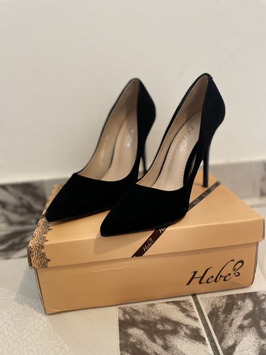 Pantofi stiletto pentru dame