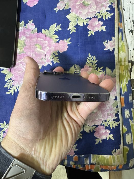 iphone 14 pro max pamit 256g yomkost 77 holati zor oqip tel qlila