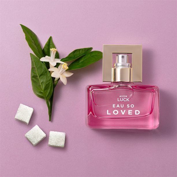 Встречайте новинку Авон

Avon Luck Eau So Loved Avon — это аромат для