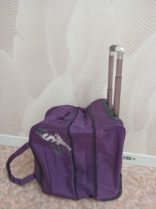 Дорожный сумка. 2000 тенге