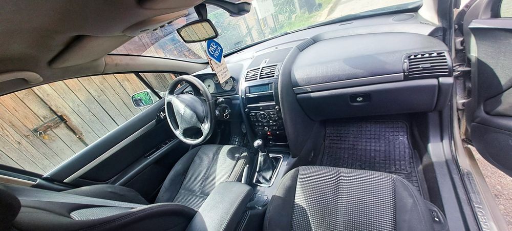 Peugeout 407 facelift