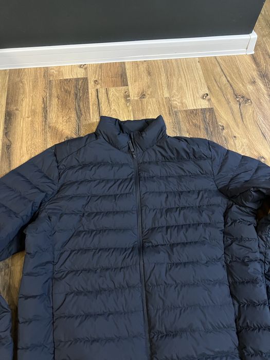 Яке Uni Qlo Ulta Light Down size XL