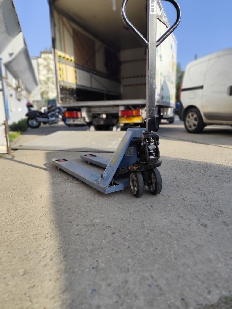 Firma transport mutari mobila bagaje debarasarea servicii ieftine