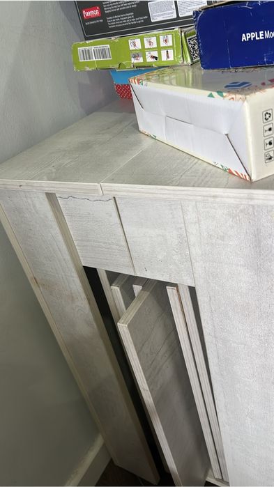 Продал стол в хорошем состоянии, раздвигается на 3.5,