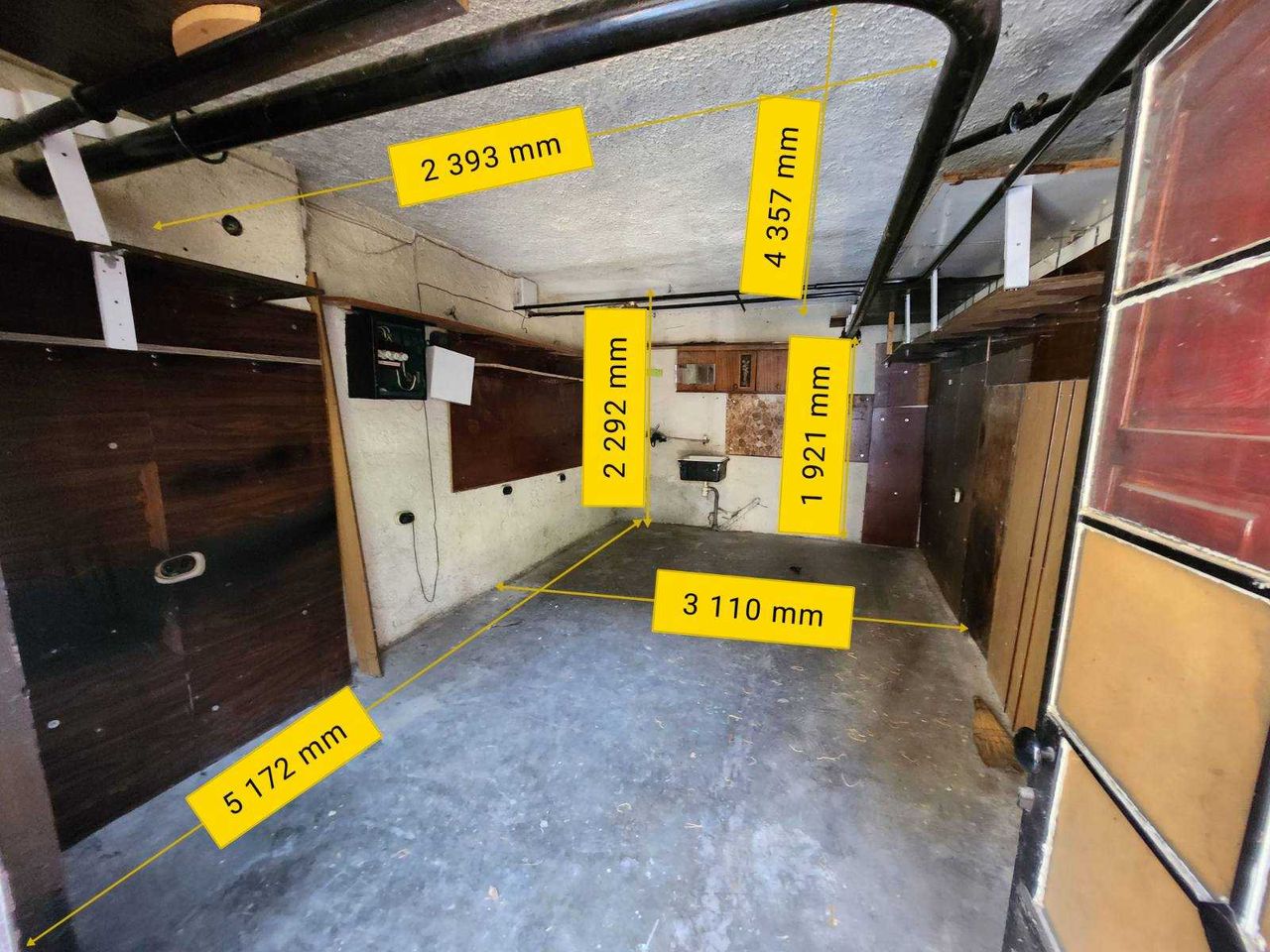 Дава се под наем Гараж / Паркомясто в София, Център - 15 кв.м за 204 € - Снимка #1