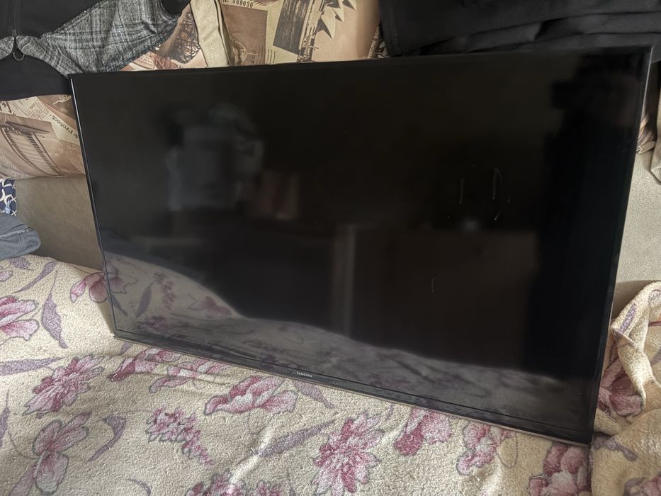 Телевизор самсунг смарт 103см