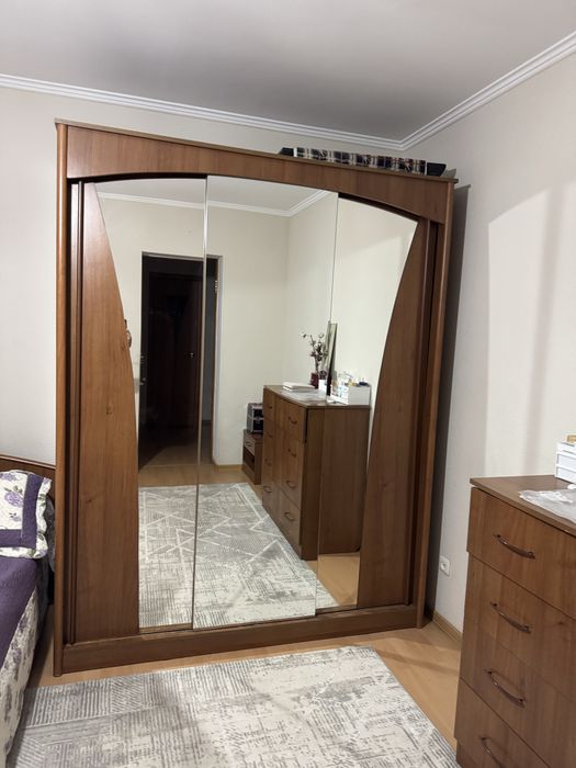 Продаю шкаф состояние отличное