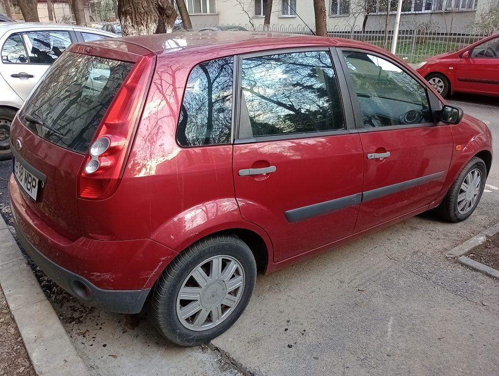 Vand Ford fiesta