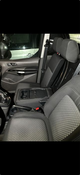 Ford transit connect 2020