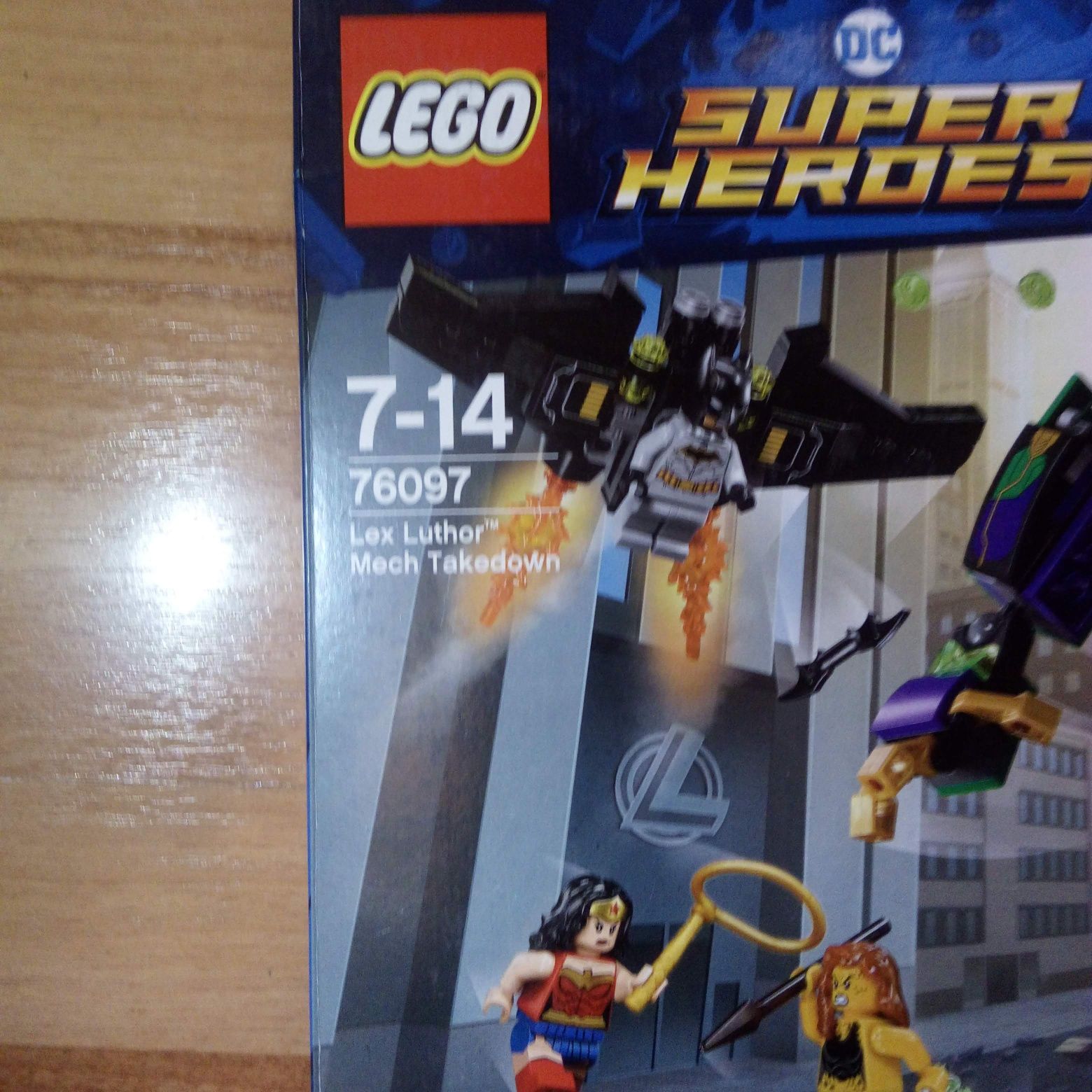 Лего 76097 LEGO: Сражение с роботом Лекса Лютора Super Heroes