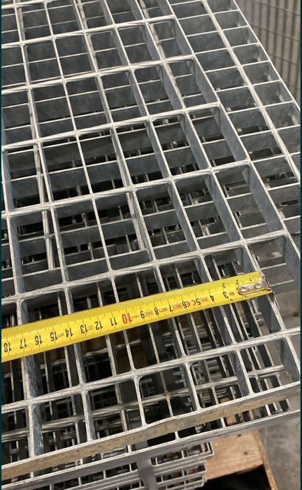 Vindem grătare zincate galvanizate la ori ce dimensiuni se debitează ș