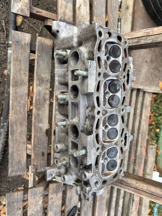 Продам головку тайота 5Е-FE