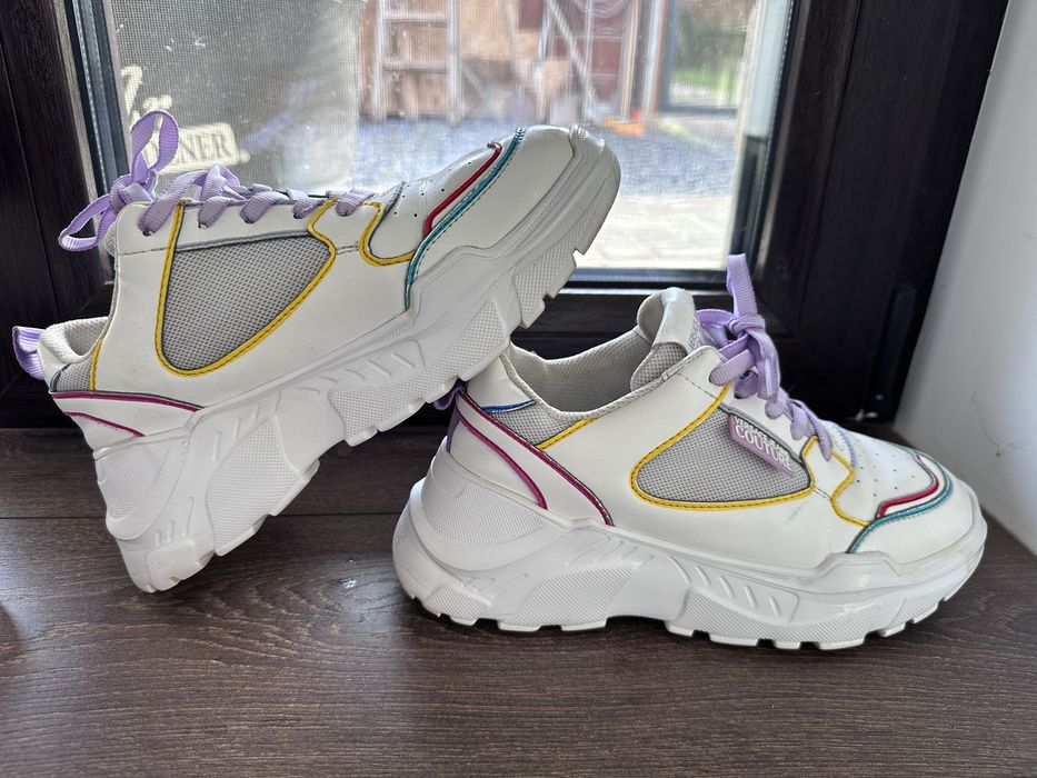 VERSACE сникърси.