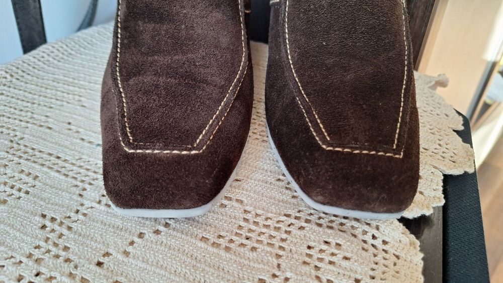 Велурени ботуши GEOX