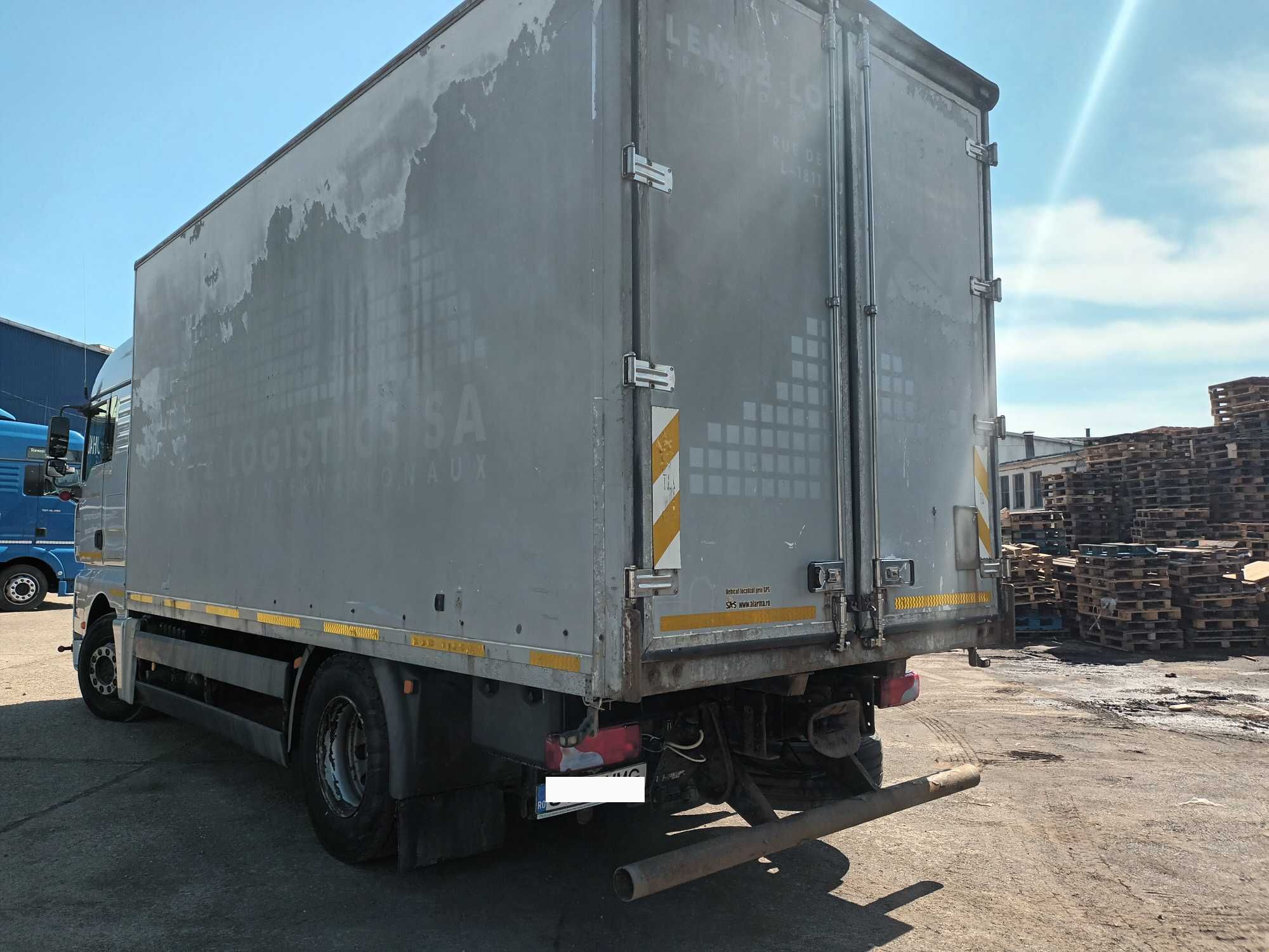 Camion MAN 18.440