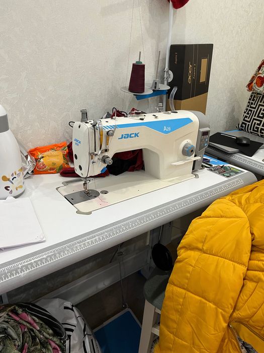 Швейная машина строчка продается