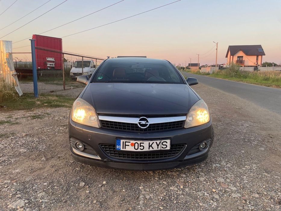 Opel Astra H GTC 1.6 benzină – 2007 – Full Option