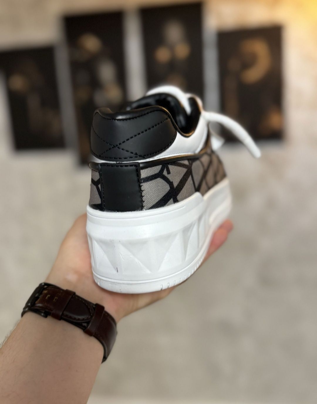 Adidași Valentino Garavani