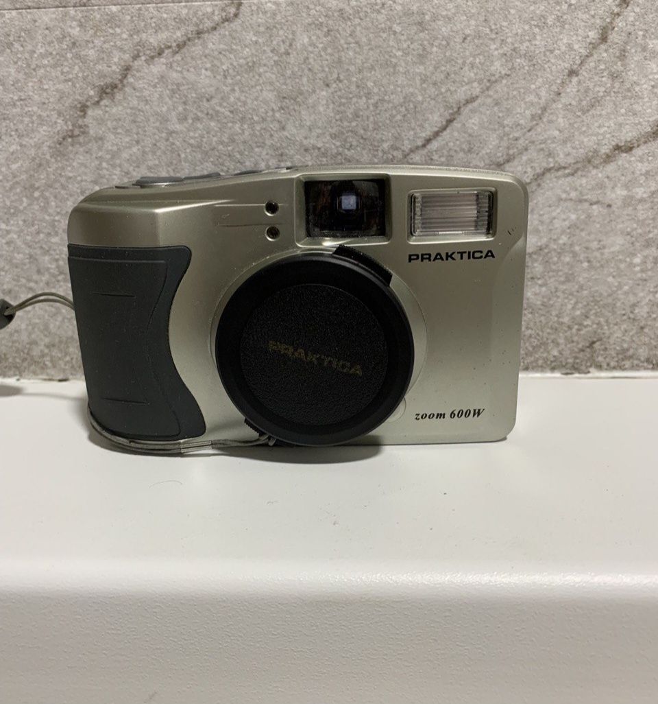 Продам фотоаппарат "praktica"